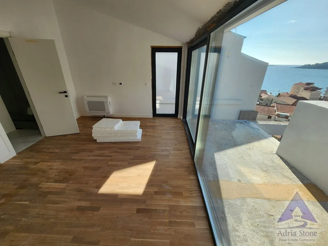 Sale, four bedroom apartment, 146m², Rafailovići, Budva