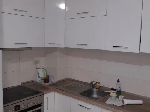 Rent, one bedroom apartment, 47m², City Kvart, Podgorica - image 1