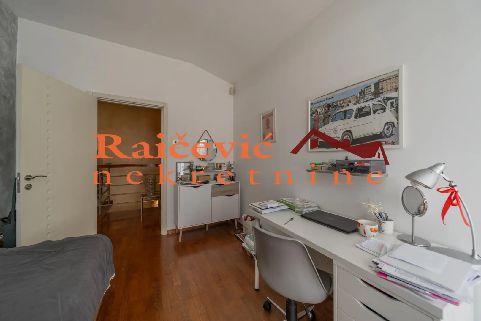 Prodaja, četvorosoban stan, 142m², Savski Venac, Beograd