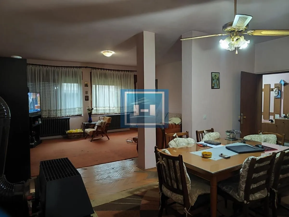 Prodaja, kuća, 200m², Dragocvet, Jagodina