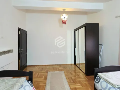 Rent, two bedroom apartment, 115m², Tološi, Podgorica - image 11