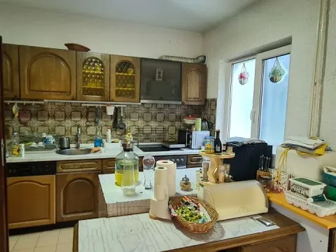 Sale, house, 311m², Voždovac Sve Podlokacije, Beograd - image 5