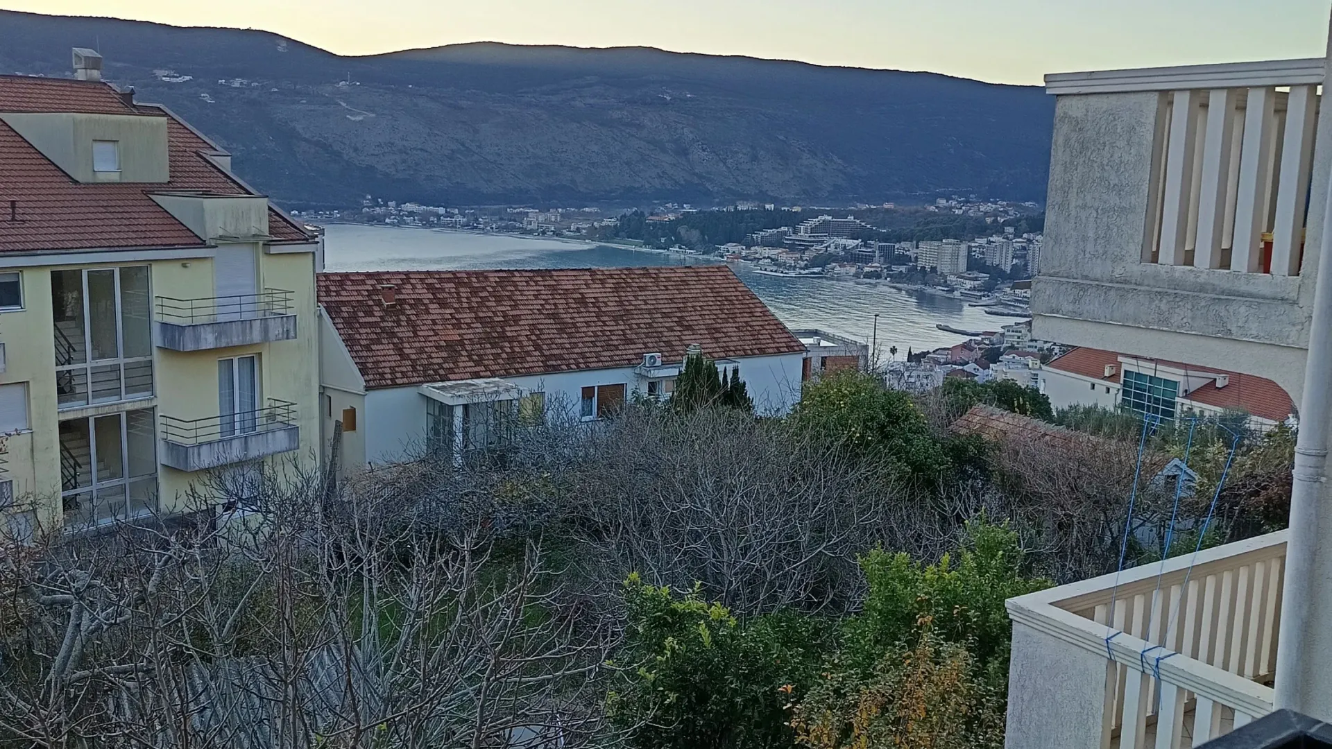 Prodaja, kuća, 237m², Topla, Herceg Novi