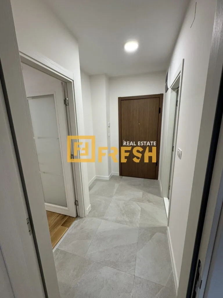 Izdavanje, jednosoban stan, 49m², City Kvart, Podgorica