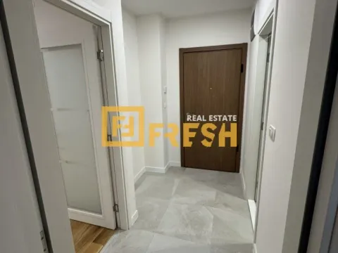 Izdavanje, jednosoban stan, 49m², City Kvart, Podgorica - image 7