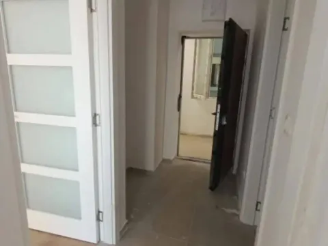 Prodaja, jednosoban stan, 45m², Pobrežje, Podgorica - image 5