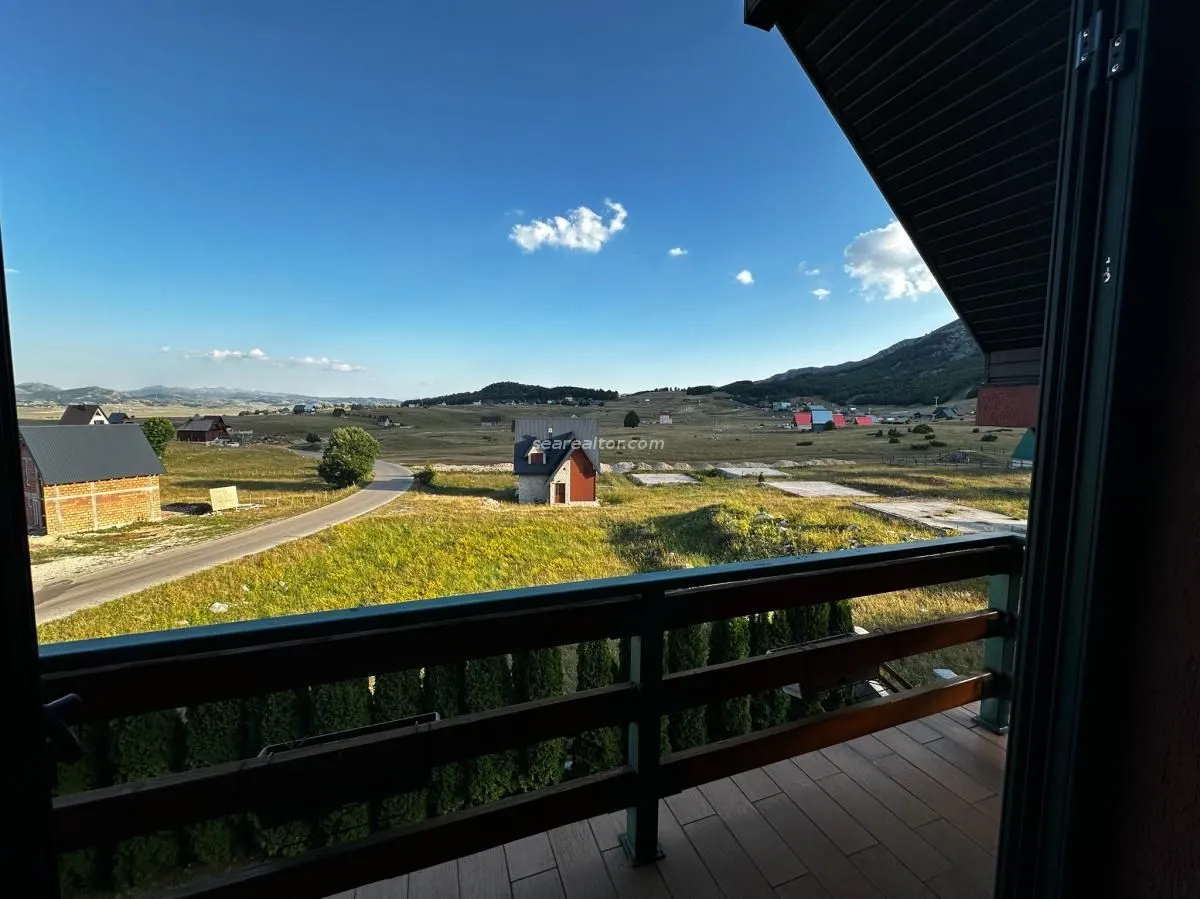 Prodaja, kuća, 180m², Žabljak, Crna Gora