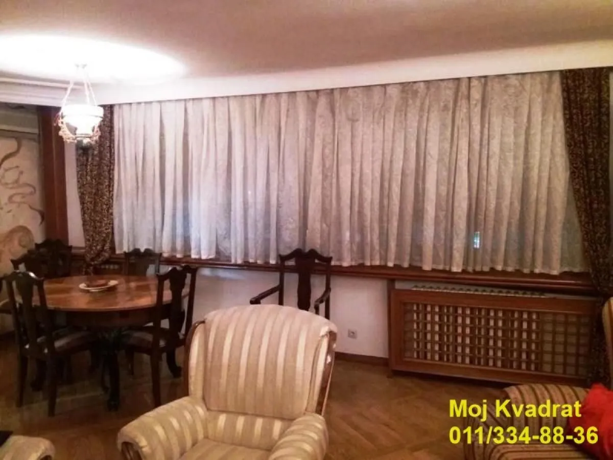 Izdavanje, četvorosoban stan, 94m², Savski Venac, Beograd