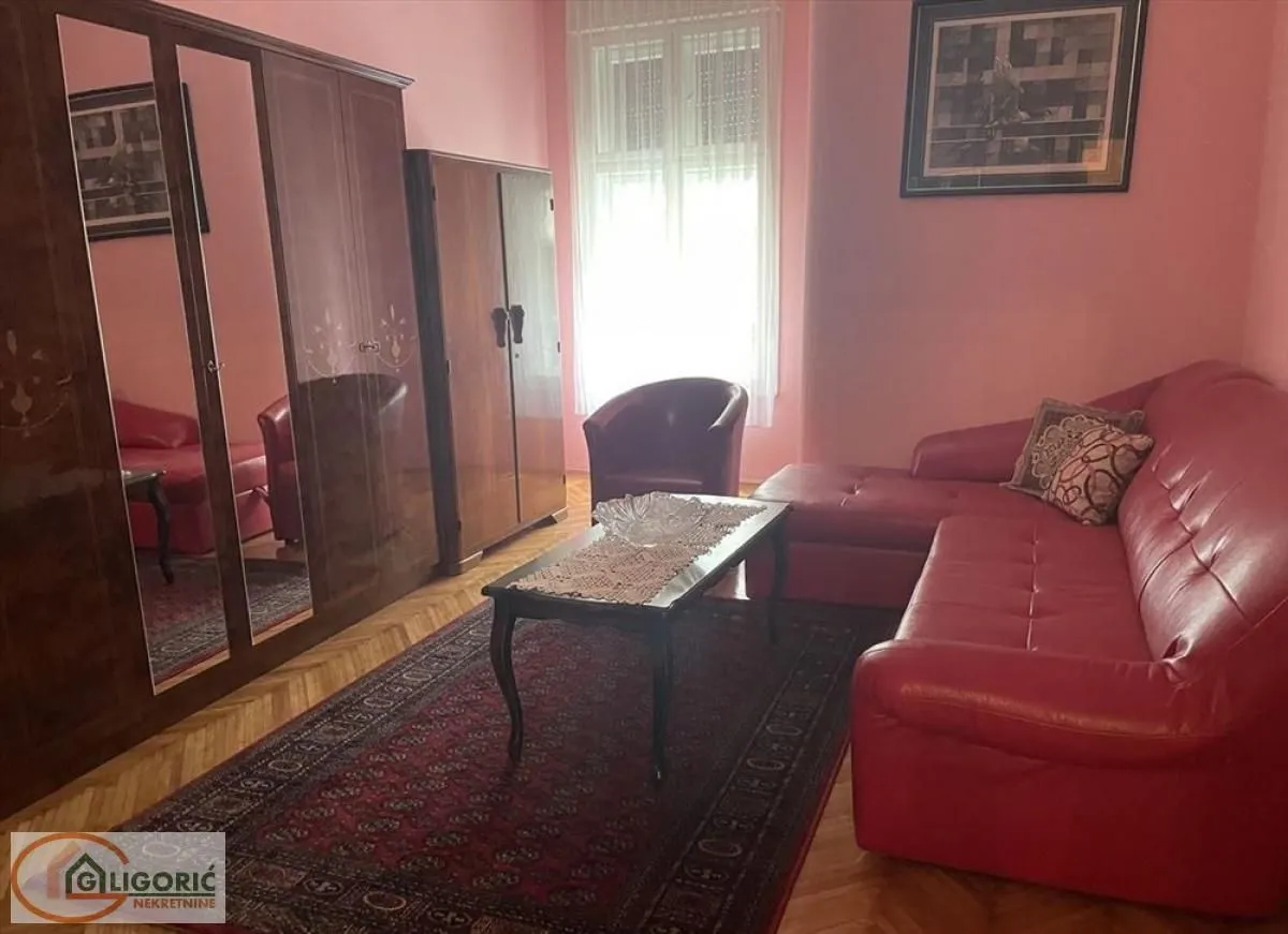 Prodaja, trosoban stan, 84m², Stari Grad, Beograd