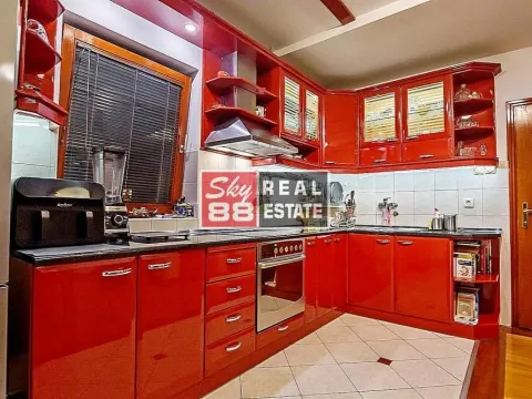 Prodaja, četvorosoban stan, 104m², Stari Grad, Beograd - image 6