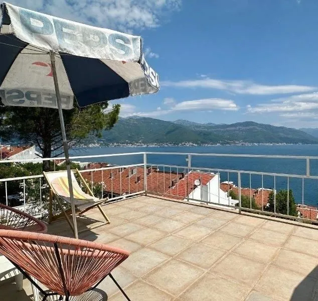 Prodaja, jednosoban stan, 60m², Krašići, Tivat