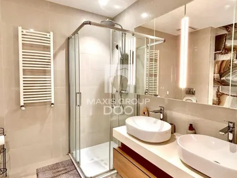 Prodaja, četvorosoban stan, 108m², Savski Venac, Beograd - image 11