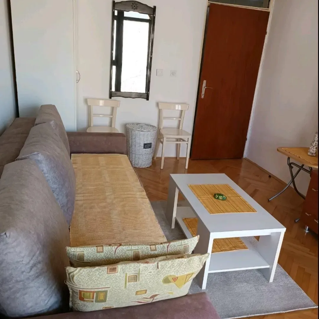 Rent, studio apartment, 30m², Makedonsko naselje, Bar