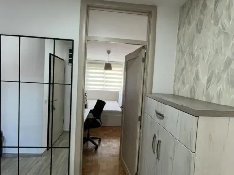 Izdavanje, trosoban stan, 76m², Novo naselje, Novi Sad - image 11