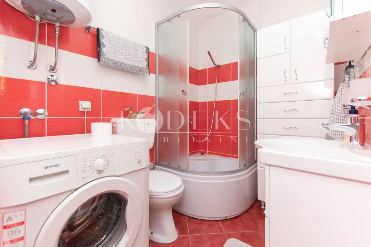 Rent, two bedroom apartment, 59m², 1 maj, Podgorica