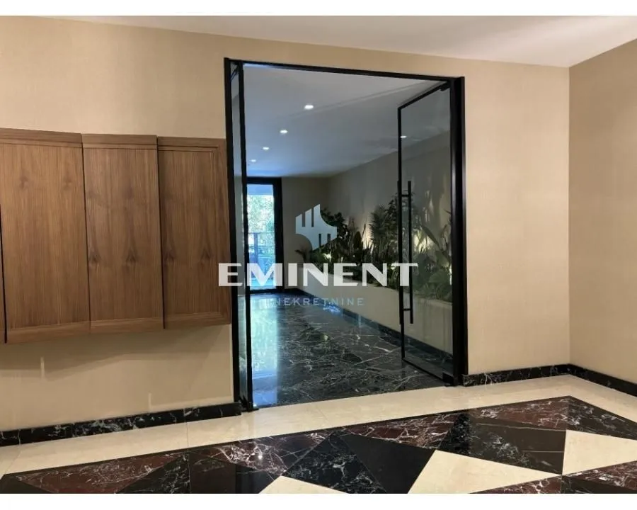 Sale, four bedroom apartment, 119m², Vračar Sve Podlokacije, Beograd