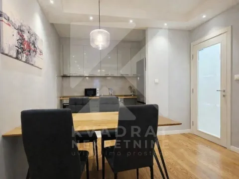 Izdavanje, jednosoban stan, 50m², Central Point, Podgorica - image 5