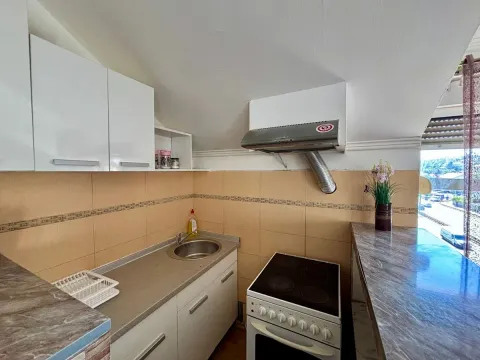 Rent, three bedroom apartment, 66m², Dušanovac, Voždovac Sve Podlokacije - image 3