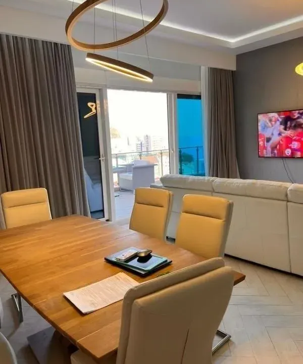 Sale, apartment, 120m², Bečići, Budva