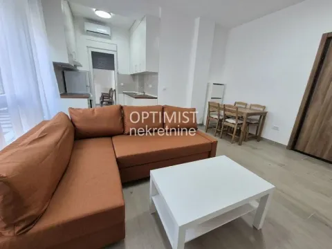 Stan in Vračar Sve Podlokacije