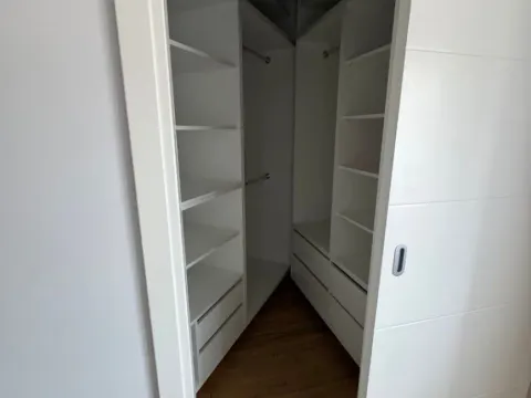 Izdavanje, dvosoban stan, 66m², Centar, Podgorica - image 10