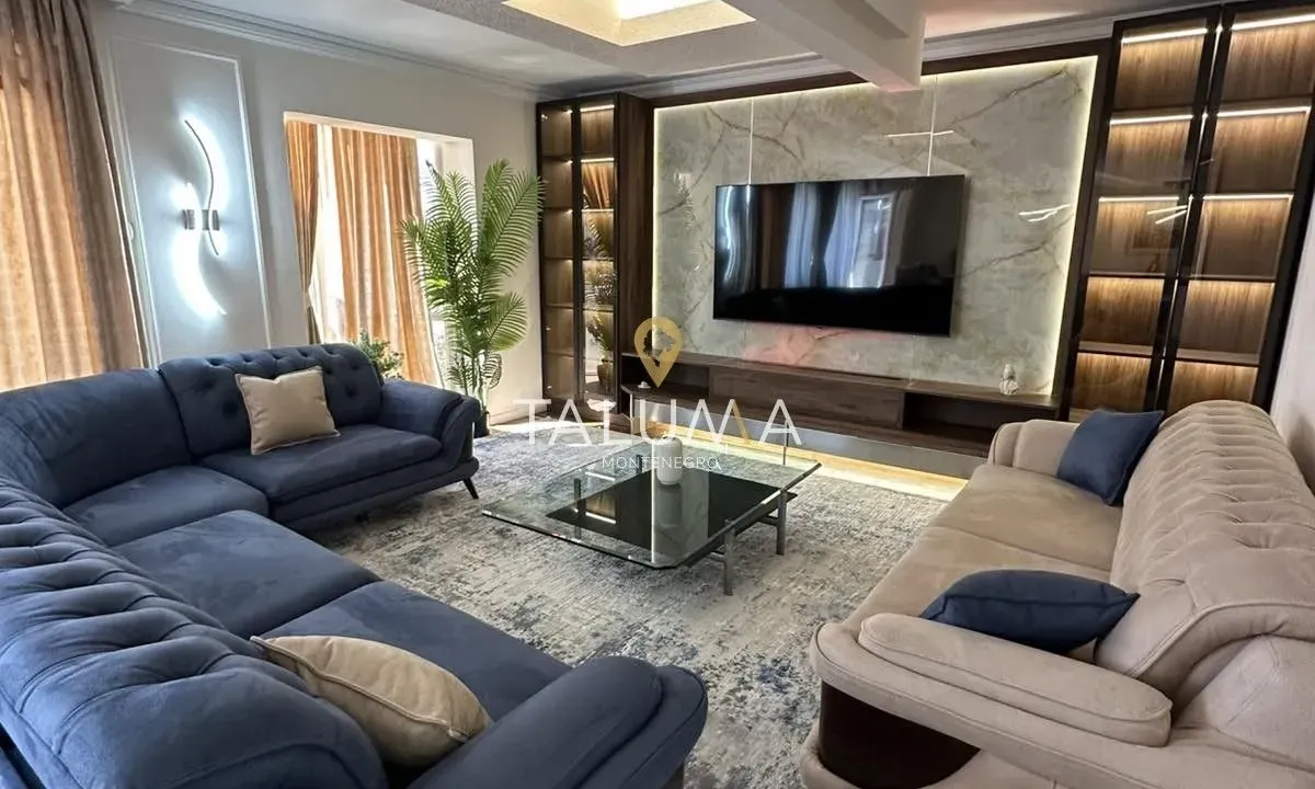 Rent, three bedroom apartment, 200m², Gorica C, Podgorica