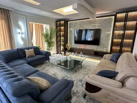 Rent, three bedroom apartment, 200m², Gorica C, Podgorica - image 1