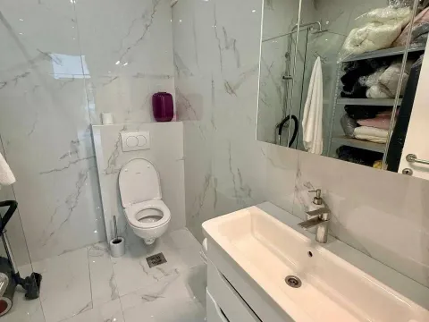 Sale, two bedroom apartment, 91m², Centar, Budva - image 2