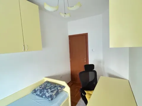 Izdavanje, dvosoban stan, 60m², Preko Morače, Podgorica - image 3