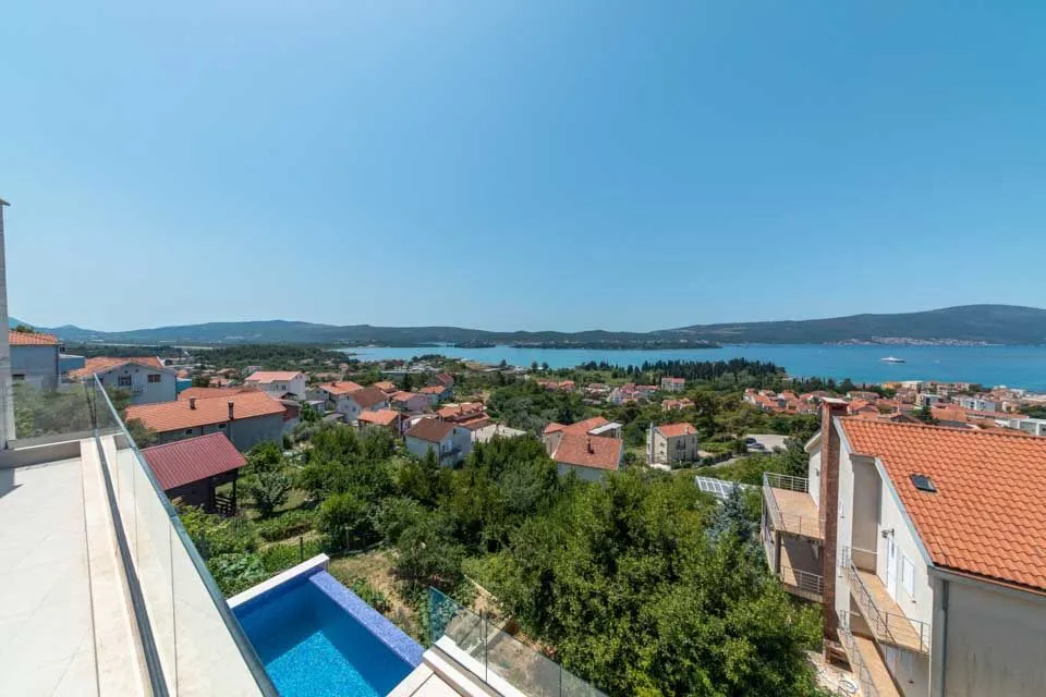 Prodaja, kuća, 539m², Kalimanj, Tivat