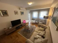 Izdavanje, dvosoban stan, 70m², City Kvart, Podgorica - image 1