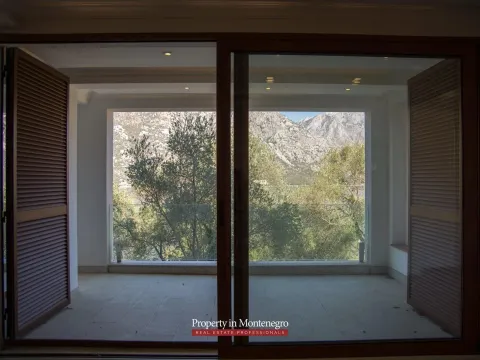 Prodaja, kuća, 585m², Stoliv, Kotor - image 16