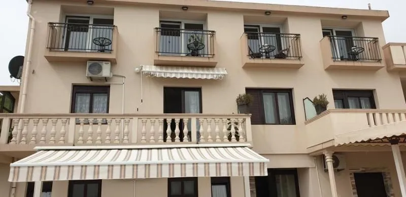 Prodaja, kuća, 511m², Đuraševići, Tivat