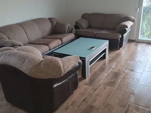 Izdavanje, kuća, 80m², Lješevići, Kotor - image 15