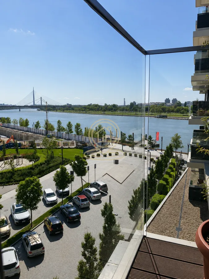 Izdavanje, dvosoban stan, 63m², Savski Venac, Beograd