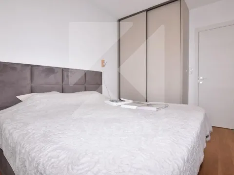Izdavanje, jednosoban stan, 49m², Central Point, Podgorica - image 6