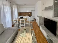 Izdavanje, dvosoban stan, 61m², Zagorič, Podgorica - image 1
