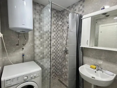Rent, one bedroom apartment, 45m², Tuški Put, Podgorica - image 8