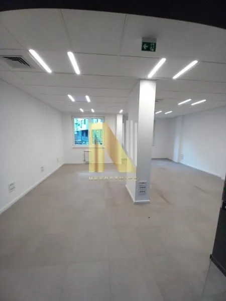 Sale, office space, 259m², Bulevar Evrope, Novi Sad Sve Podlokacije