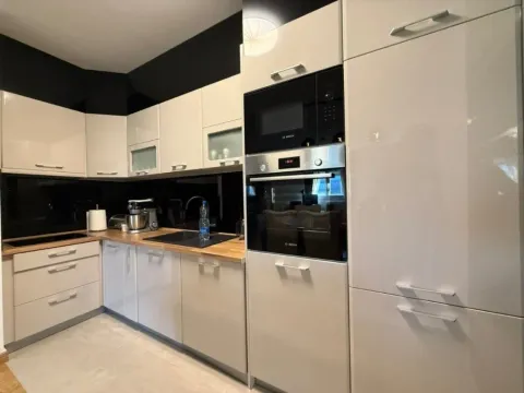 Sale, two bedroom apartment, 77m², New City, Podgorica - image 2