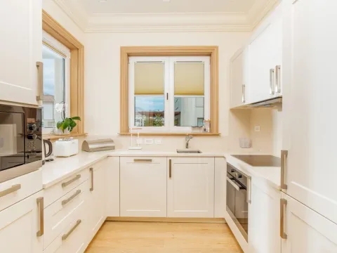 Rent, two bedroom apartment, 134m², Porto Montenegro, Tivat - image 15