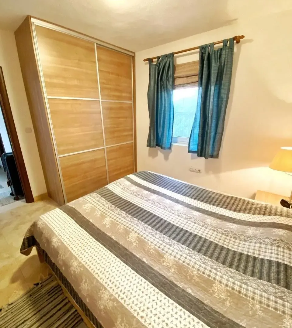 Prodaja, dvosoban stan, 75m², Glavatičići, Kotor