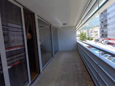 Sale, two bedroom apartment, 85m², Budva, Crna Gora - image 9