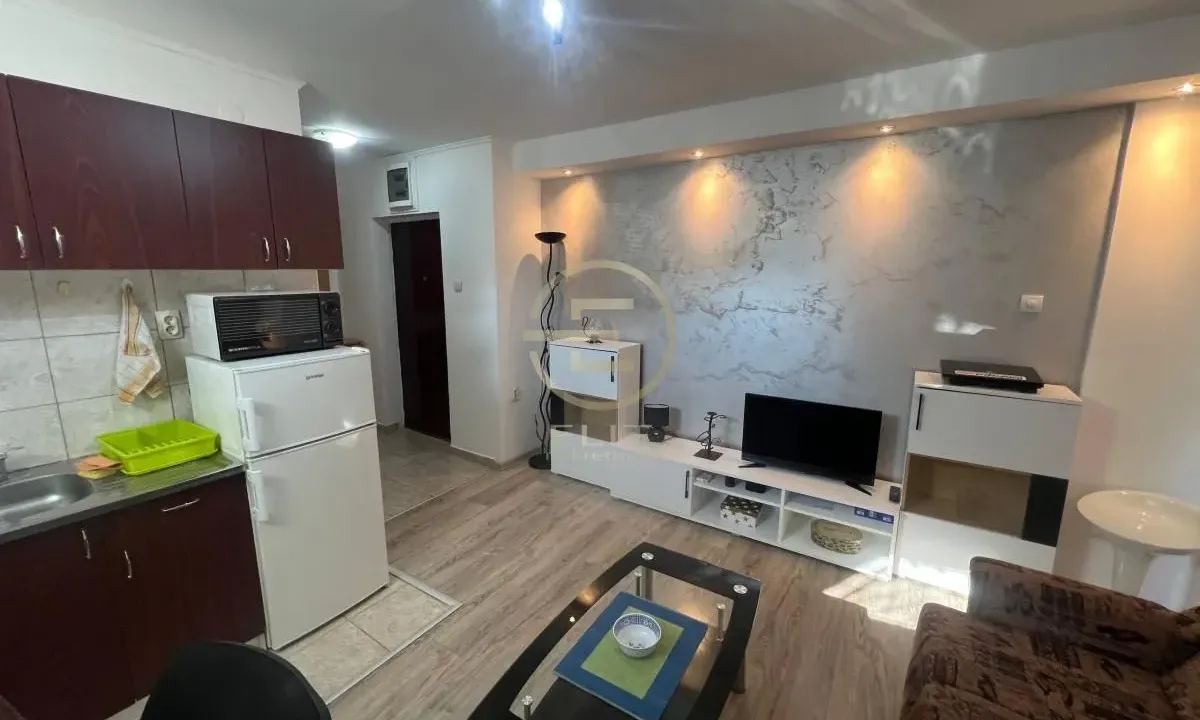 Prodaja, jednosoban stan, 30m², Socijalno, Novi Sad Sve Podlokacije