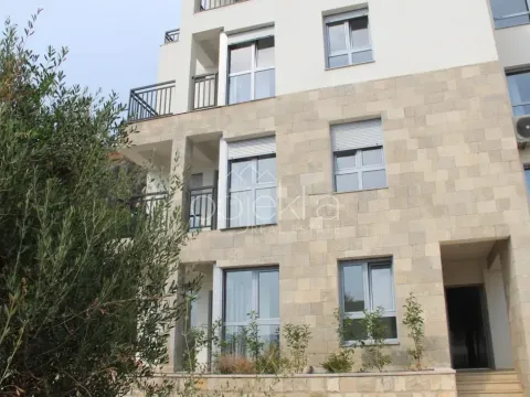 Prodaja, stan, 42m², Tivat, Crna Gora - image 4