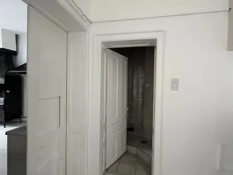 Izdavanje, poslovni prostor, 100m², Centar, Leskovac - image 16