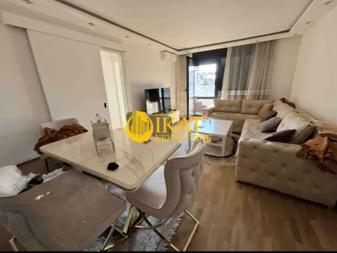 Prodaja, dvosoban stan, 71m², Južni Bulevar, Vračar Sve Podlokacije - image 2