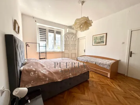 Rent, one bedroom apartment, 70m², Centar, Podgorica - image 11