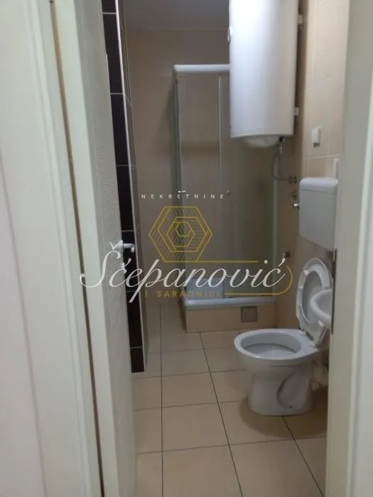 Izdavanje, dvosoban stan, 41m², Nova Detelinara, Novi Sad Sve Podlokacije