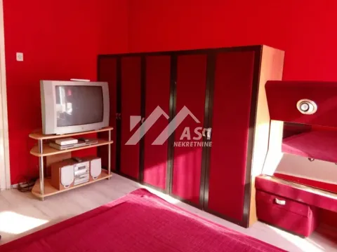 Izdavanje, dvosoban stan, 62m², Novi Sad Sve Podlokacije, Novi Sad - image 4